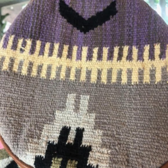 UO Kilim Crossbody Bucket Bag - Picture 5 of 7